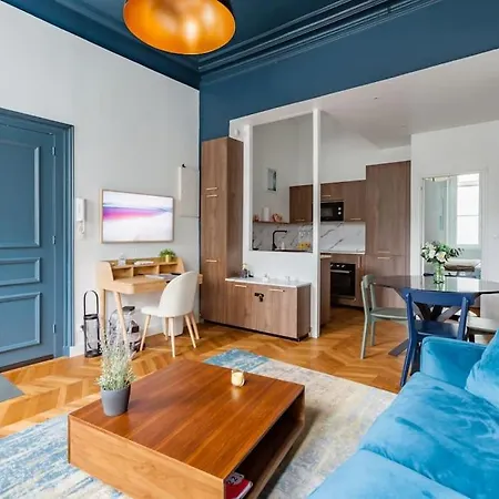 Le First, Centre Terrasse Et Parking דירה
