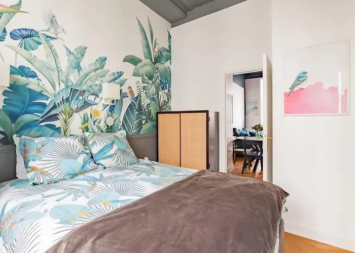 Le First, Centre Terrasse Et Parking Rouen